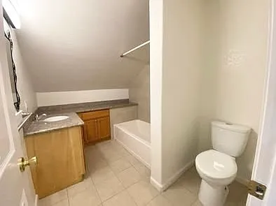 93 N 25th St #6 — Photo 8