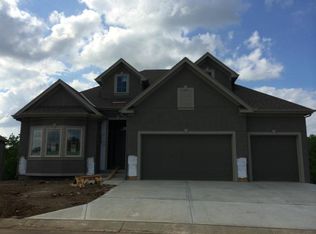 13104 W 170th St, Overland Park, KS 66062