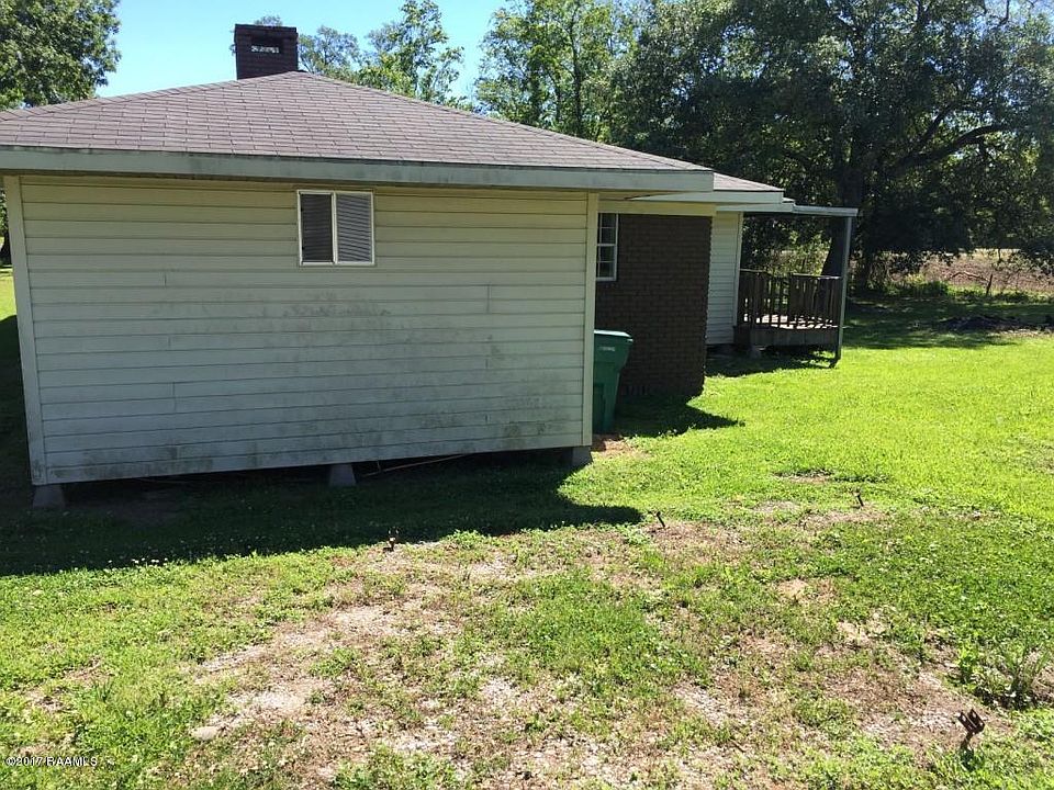 1st image of 1044 Daisy Ln