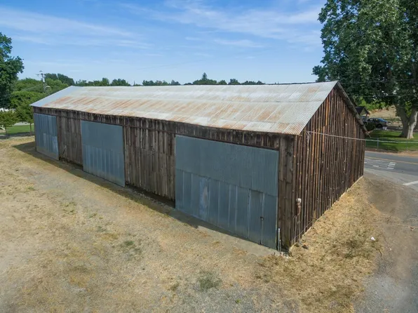 W Liberty, Gridley, CA 95948