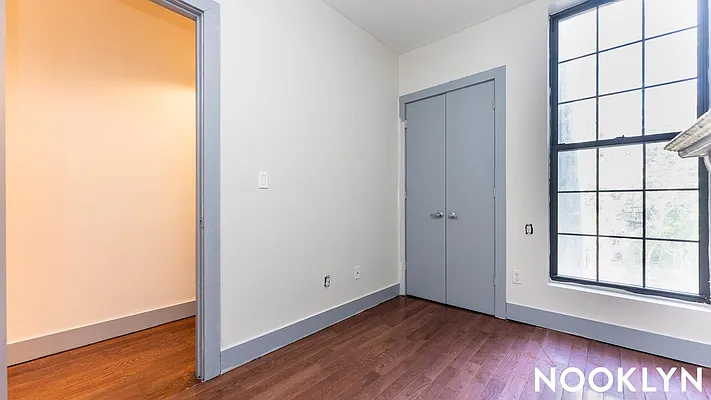 Rented by Nooklyn NYC LLC | media 4