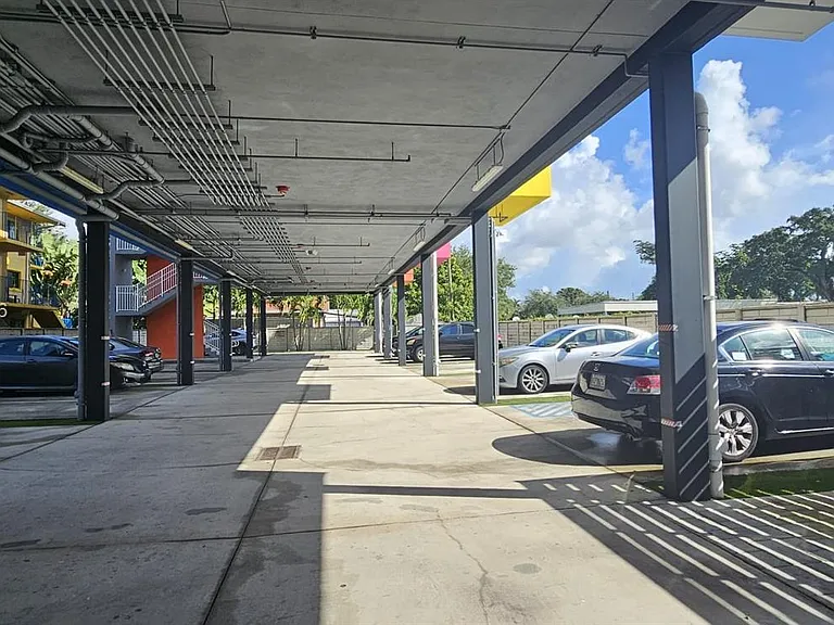 1857 NW 24th St #3 — Photo 3