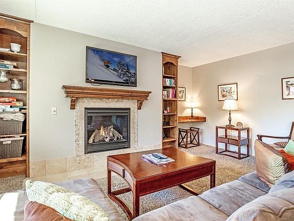 5th image of 508 E Lionshead Cir #405