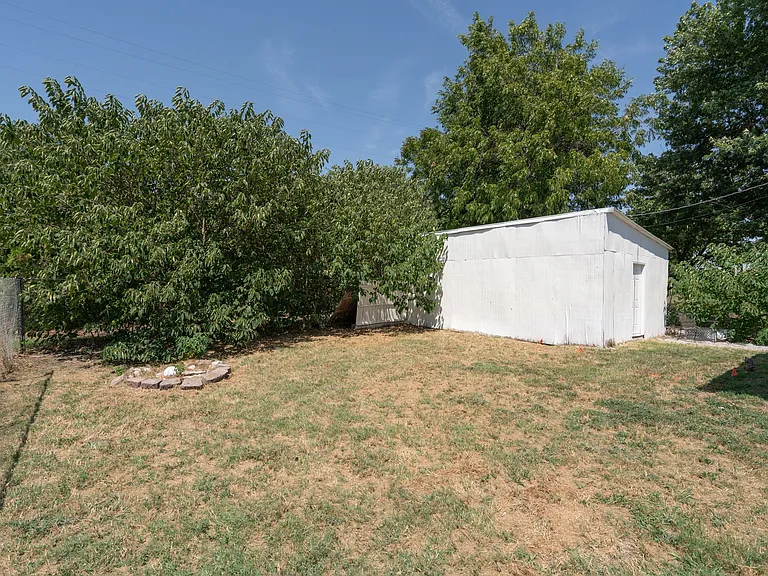 516 W Martin St — Photo 25