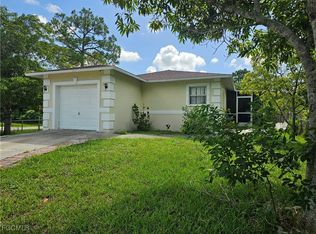 2912 Woodside Ave, Naples, FL 34112