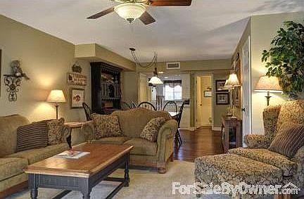 2nd image of 65 Beach Ln APT V