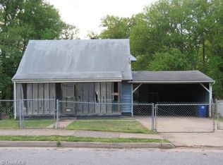 1015 Betty Dr, Winston Salem, NC 27107