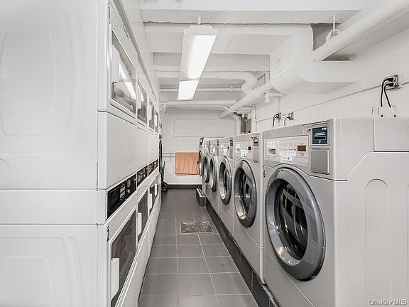 3rd image of 1480 Thieriot Avenue #5B