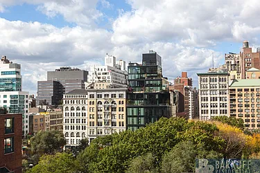 Rented by Barkoff Residential 