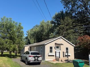 925 Excelsior Ave, Croydon, PA 19021