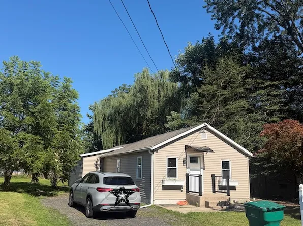 925 Excelsior Ave, Croydon, PA 19021