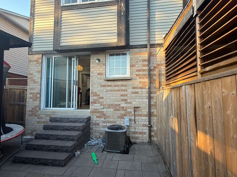 35 Hickorybush Ave — Photo 18