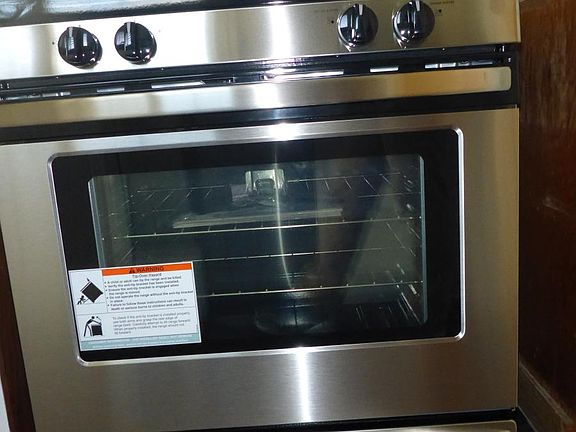 new spacious oven