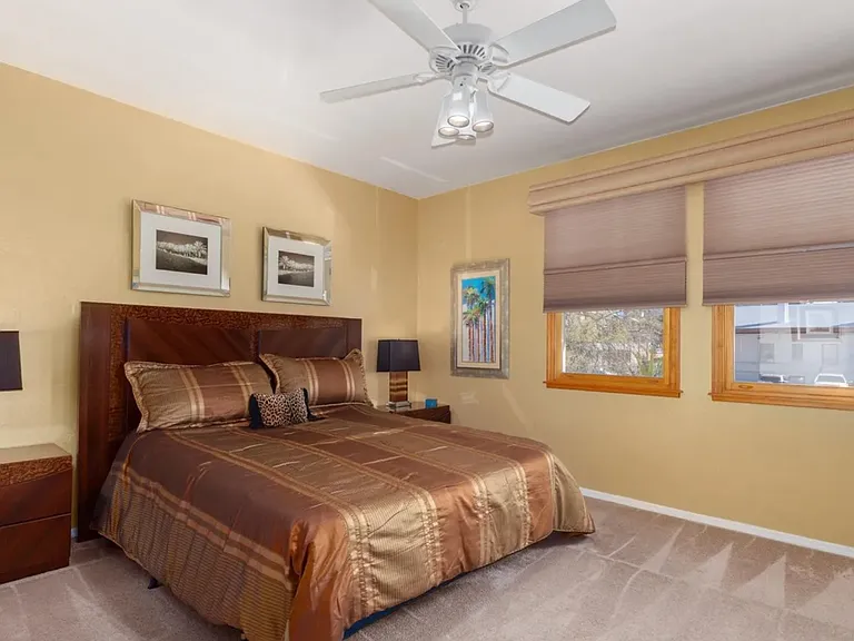630 E Harvill Dr #206 — Photo 4