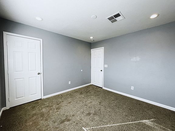 4th image of 1612 Flower St #D