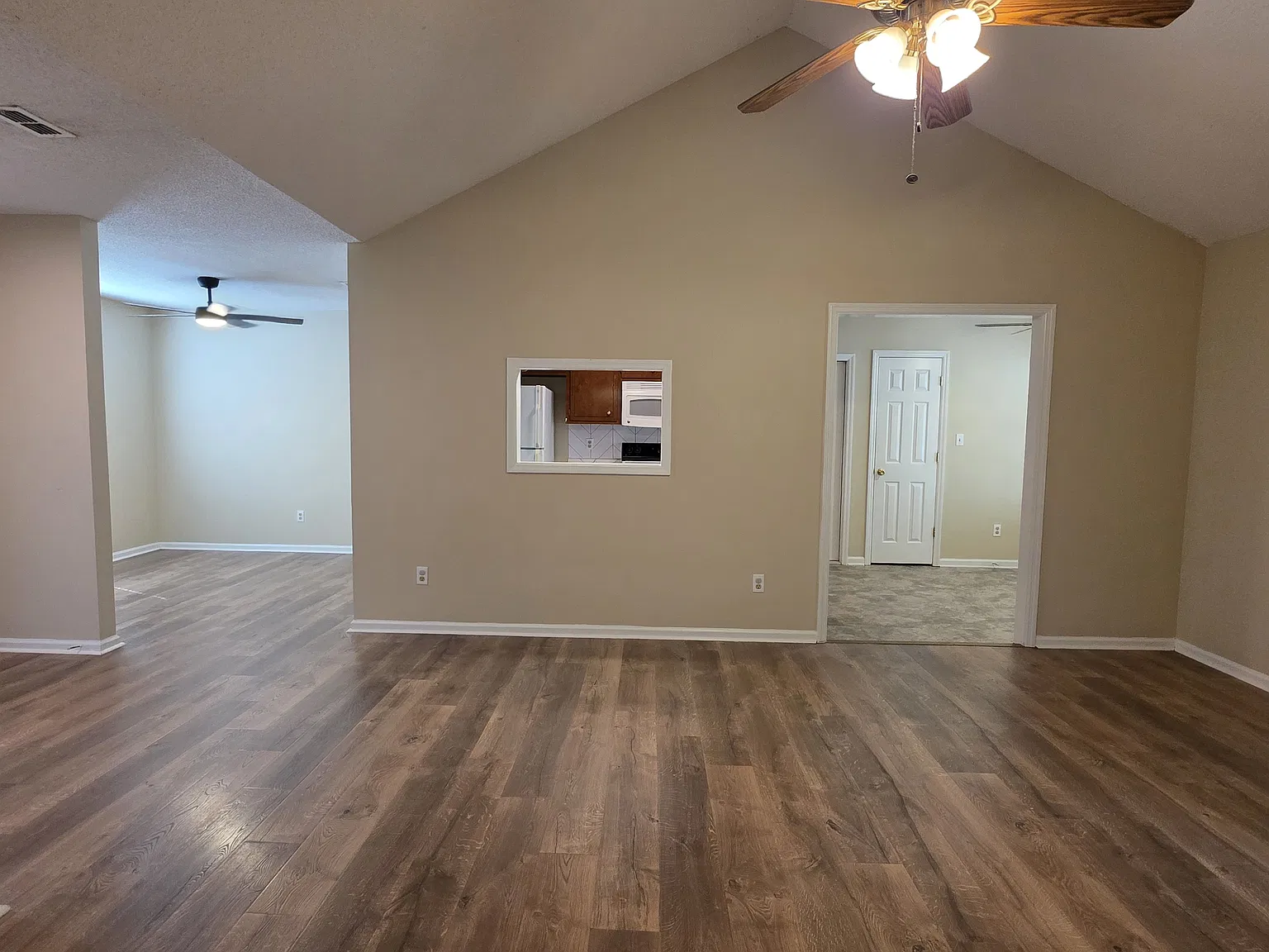 105 Indianola Court - 1 — Photo 3