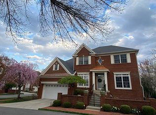 8032 Hopkins Ln, Indianapolis, IN