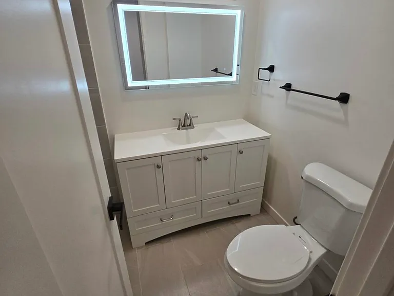 1218 W Spruce St #D — Photo 4