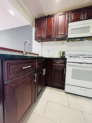 1st image of 105-14 Martense Ave #3