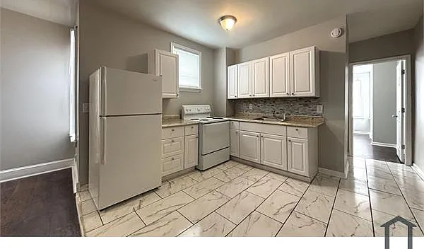 1915 W Erie Ave #C — Photo 11