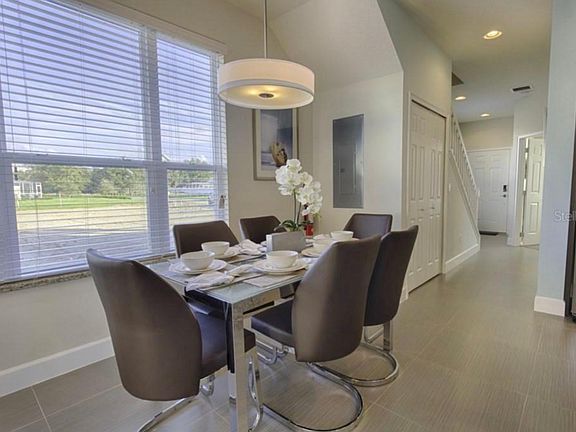 2nd image of 1611 Retreat Cir