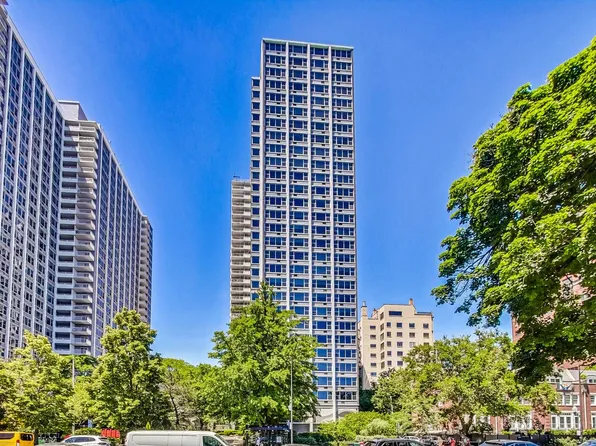 4250 N Marine Dr APT 1330, Chicago, IL 60613
