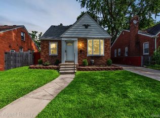 14661 Lydia Ave, Eastpointe, MI 48021