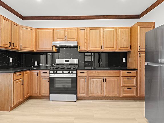 2nd image of 379 Union St #2