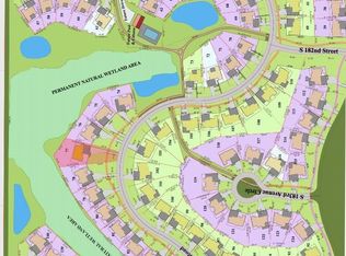 18240 Cheyenne Rd, Omaha, NE 68136