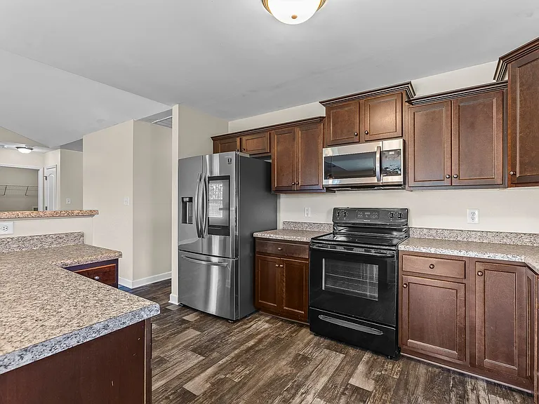 120 Prospect Dr — Photo 10