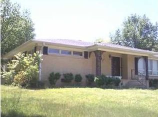 3807 N Crestview Dr NW, Huntsville, AL 35816
