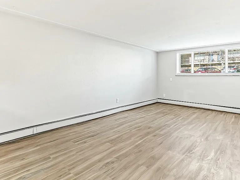 2444 South York Street Apartments — Photo 6