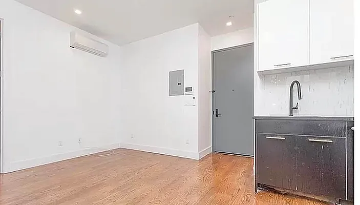 Rented by Reavis | media 14