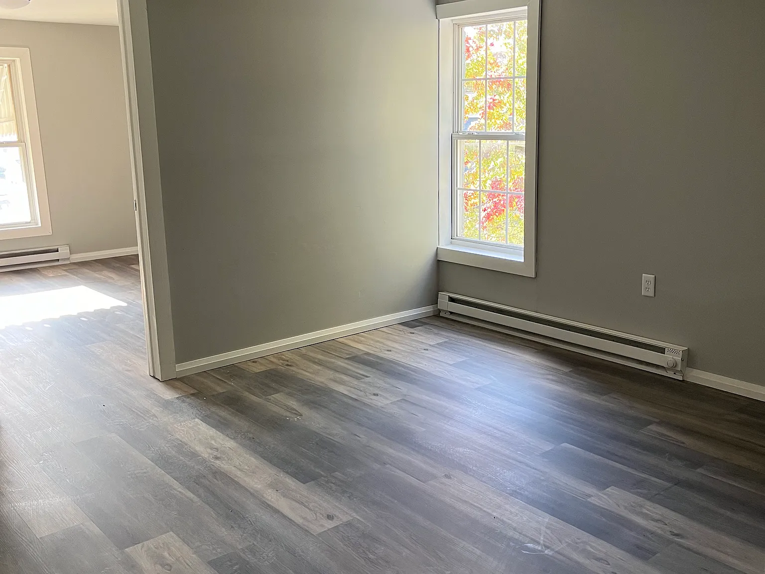 2 bed, 650 sqft, $900 — Photo 2