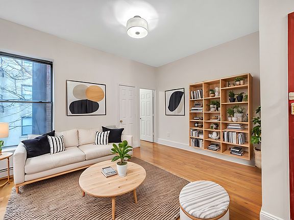 3rd image of 508 W 142nd St APT 4