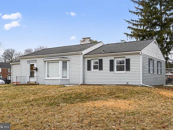 2nd image of 3 S Glen Ave