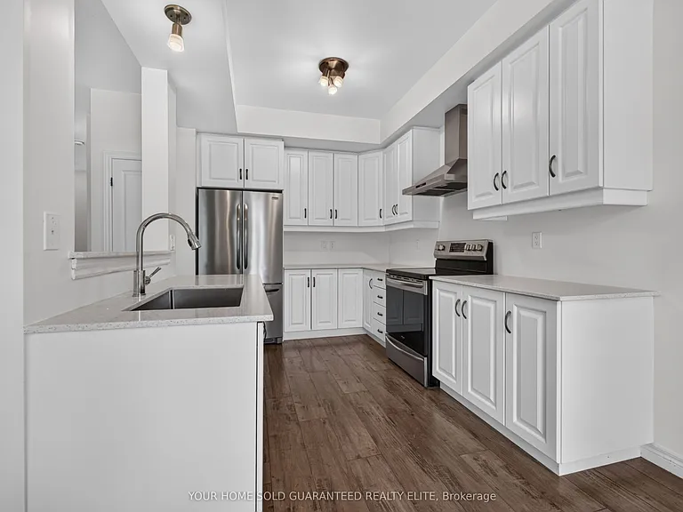 114 Dunrobin Ln — Photo 8