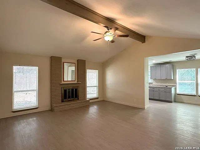 3 bed, 2.0 bath, 1382 sqft, $1,600 — Photo 4