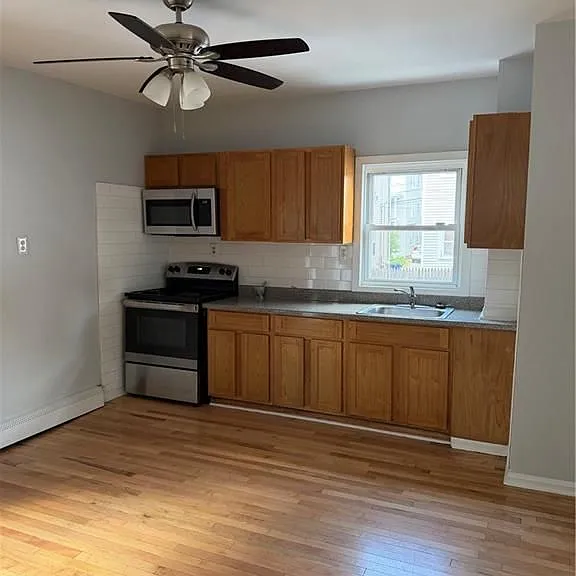 26 Frederick St #1 — Photo 4