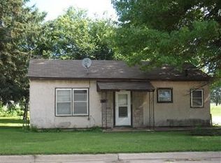 718 Union St, Marshalltown, IA 50158