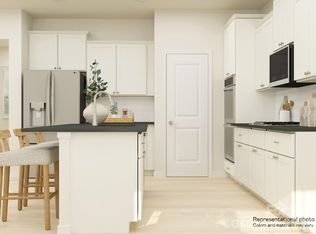 401 Waxhaw Village Rd #292, Lancaster, SC 29720
