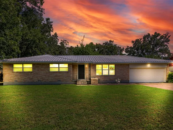 3025 Orchard Ln, Waco, TX 76705