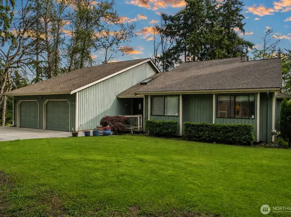 3919 97th Avenue E, Edgewood, WA 98371