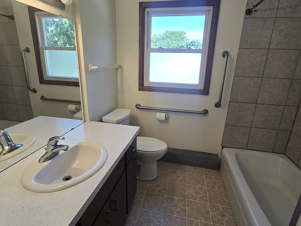 Full Bath