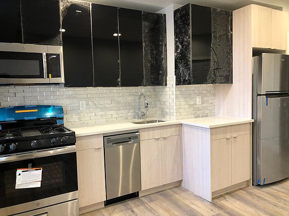5th image of 308 Clerk St #22F