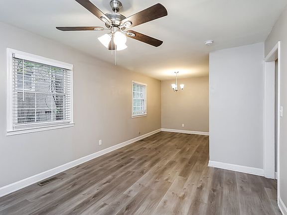 4th image of 209 Nila Dawn Ave