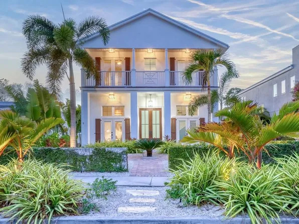 3538 Almeria Ave, Sarasota, FL 34239