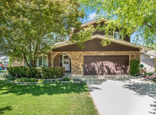 14212 Mallard Dr, Orland Park, IL 60467