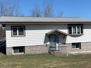 809 Almac Dr, Proctor, MN 55810