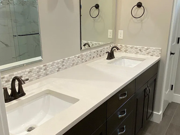 4673 W Temple Dr — Photo 5